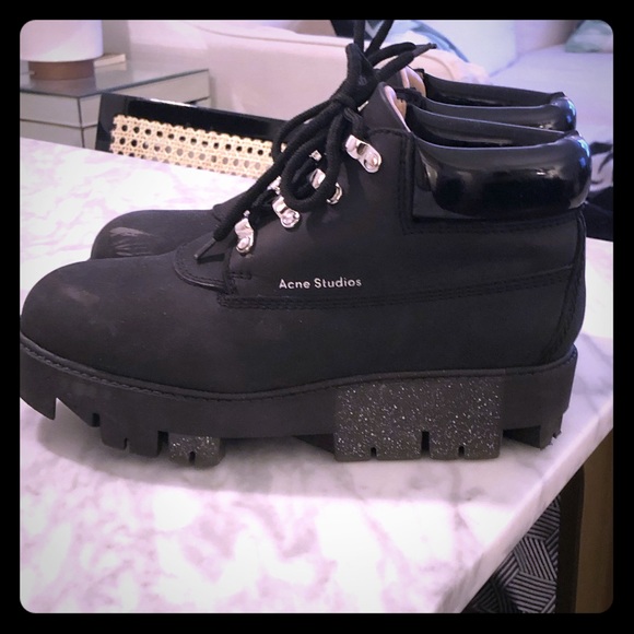 acne tinne boots